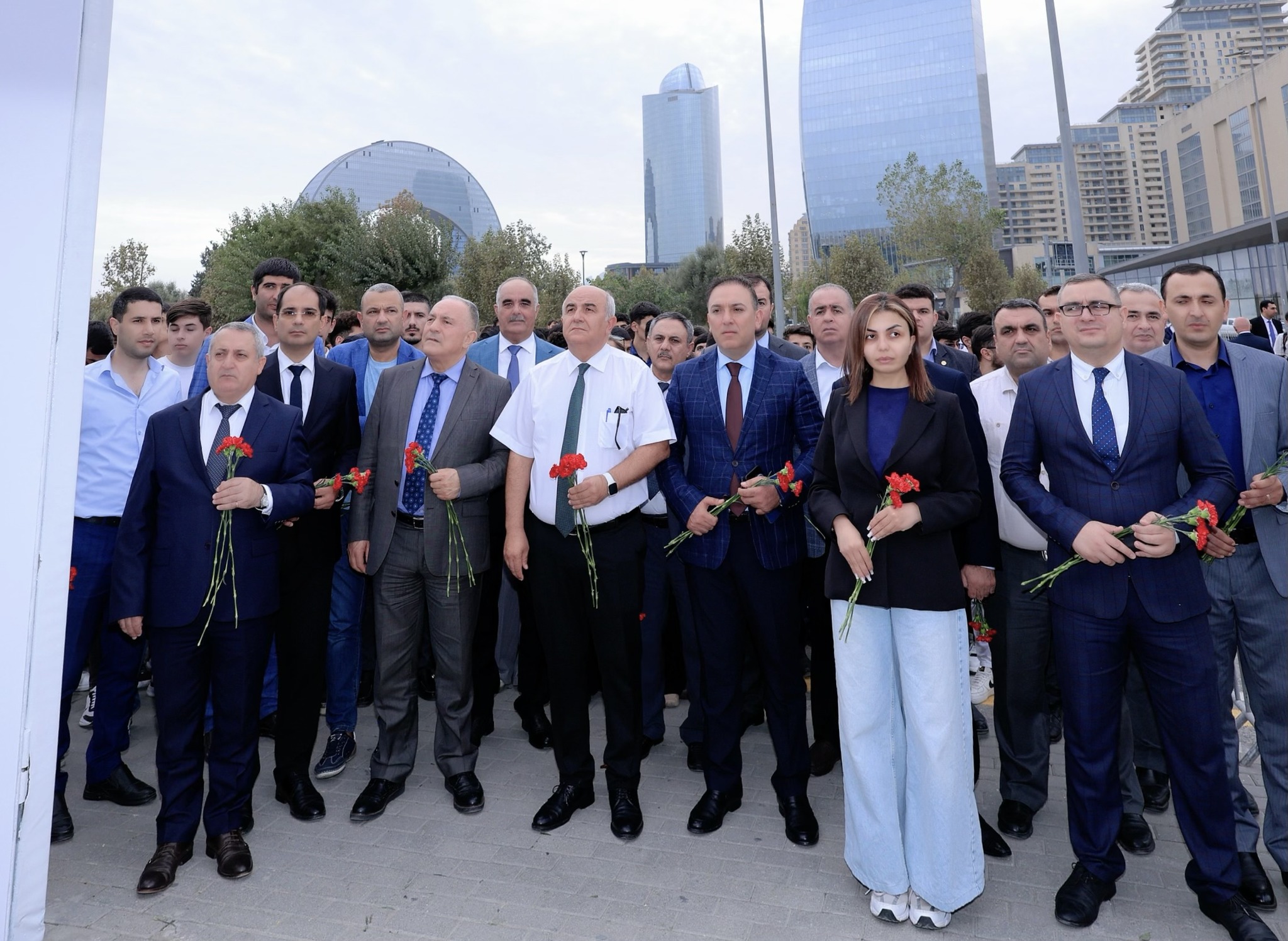 AzTU və TAU kollektivi Zəfər parkında olub