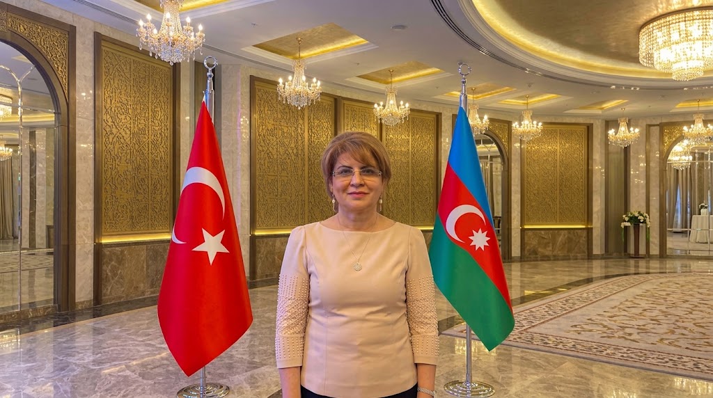 TAU-nun rektoru yeni tədris ili münasibətilə tələbələri təbrik edib