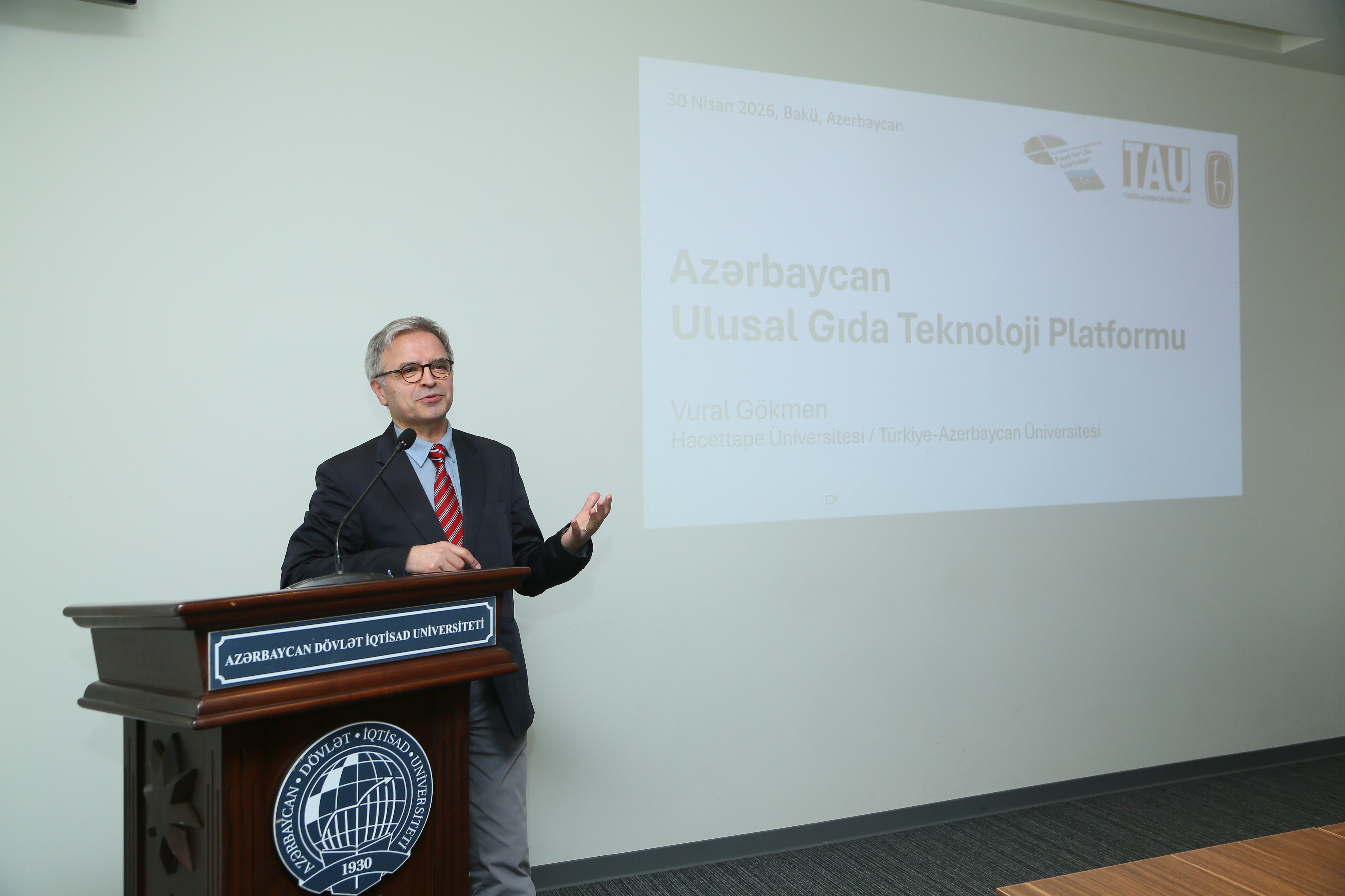 TAU-nun təşəbbüsü olan  Milli Qida Texnologiyaları Platformasının səkkizinci görüşü dövlət-universitet-sənaye əməkdaşlığına həsr olunub