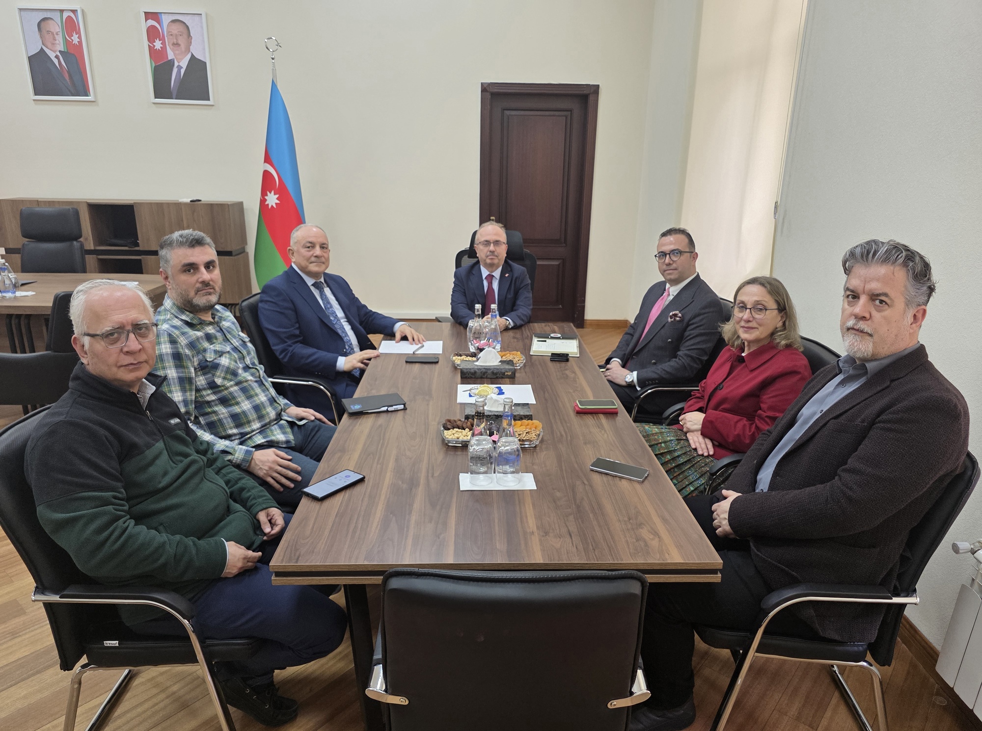 Türkiyənin Azərbaycandakı səfiri TAU-nu ziyarət edib