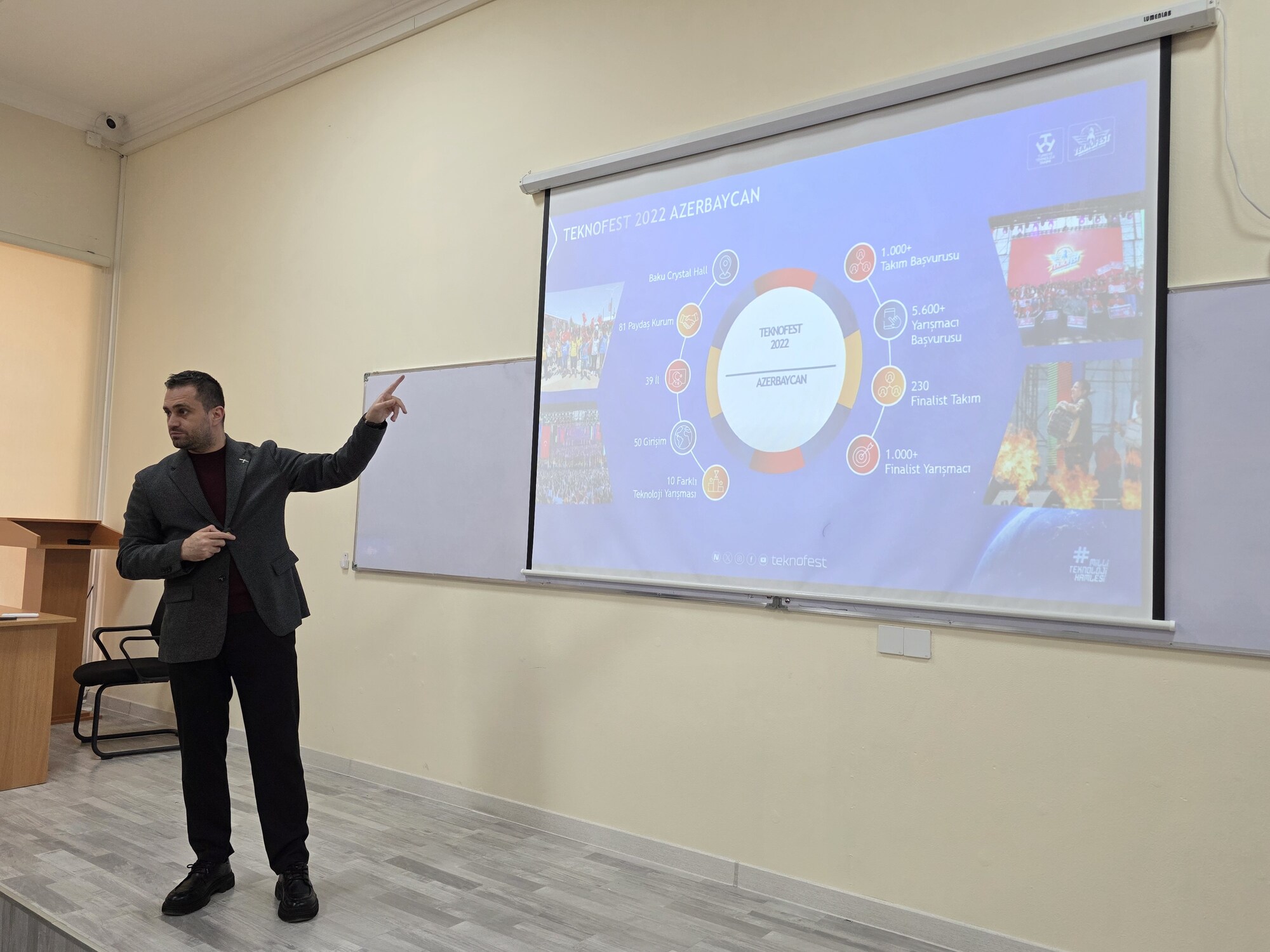 Türkiyə-Azərbaycan Universitetində “Teknofest 2026” ilə bağlı infosessiya keçirilib