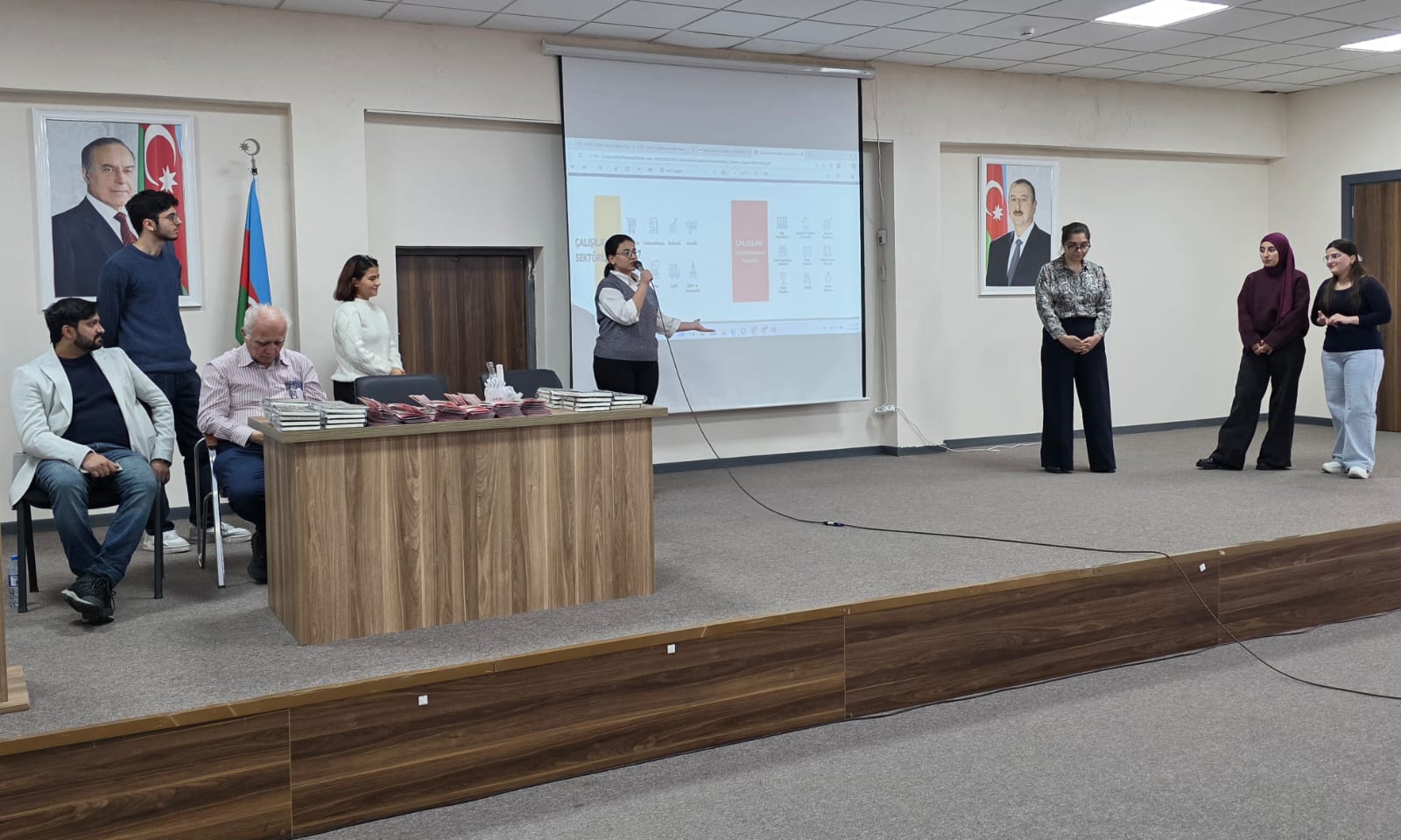 TAU-nun kollektivi Şəkidə tanıtım günü keçiriblər