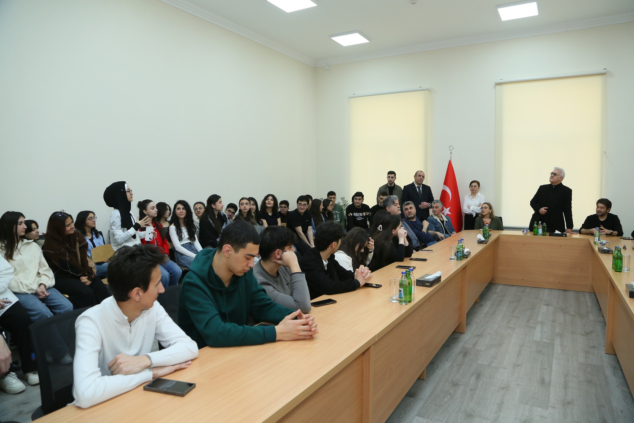 Türkiyənin tanınmış aktyoru və rejissoru TAU-da qonaq olub