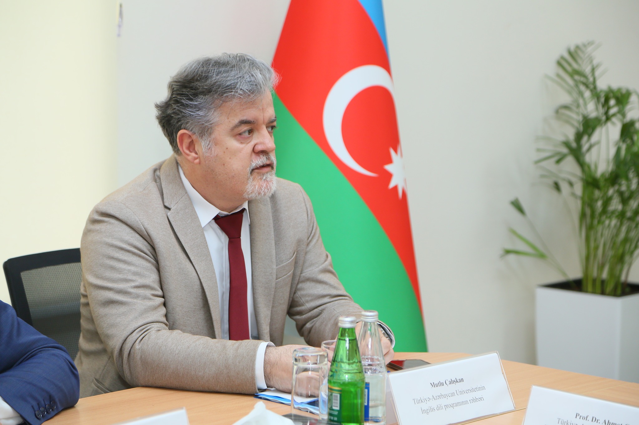 TAU-da “Ali təhsil müəssisələrində ingilis dili hazırlığı və tədrisi: problemlər, çağırışlar və müasir yanaşmalar” mövzusunda vorkşop keçirilib