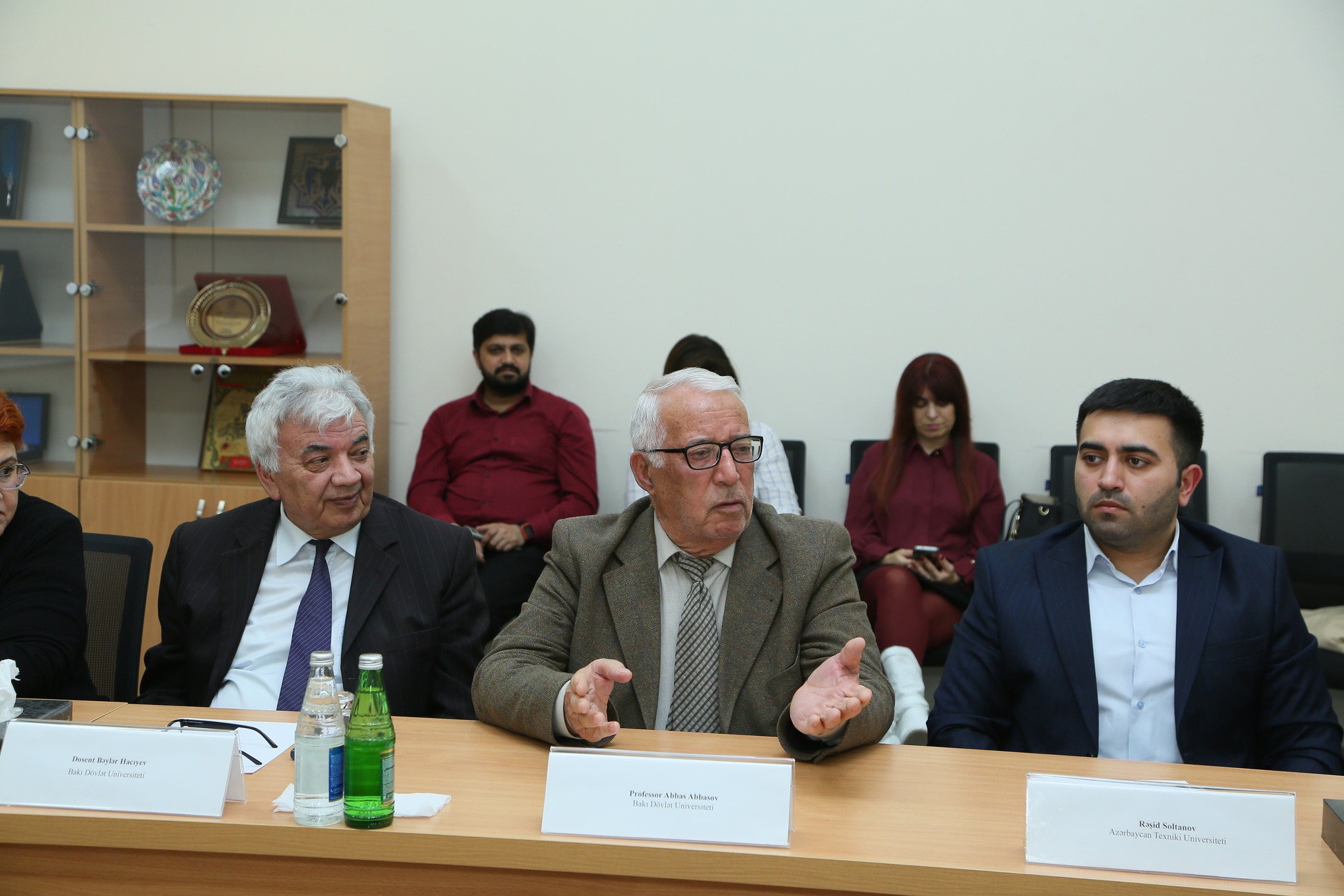 TAU-da “Ali təhsil müəssisələrində ingilis dili hazırlığı və tədrisi: problemlər, çağırışlar və müasir yanaşmalar” mövzusunda vorkşop keçirilib