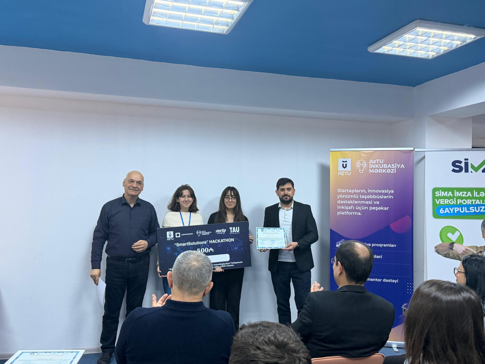 TAU tələbələri “SmartSolutions Hackathon 2026” müsabiqəsinin qalibləri seçilib
