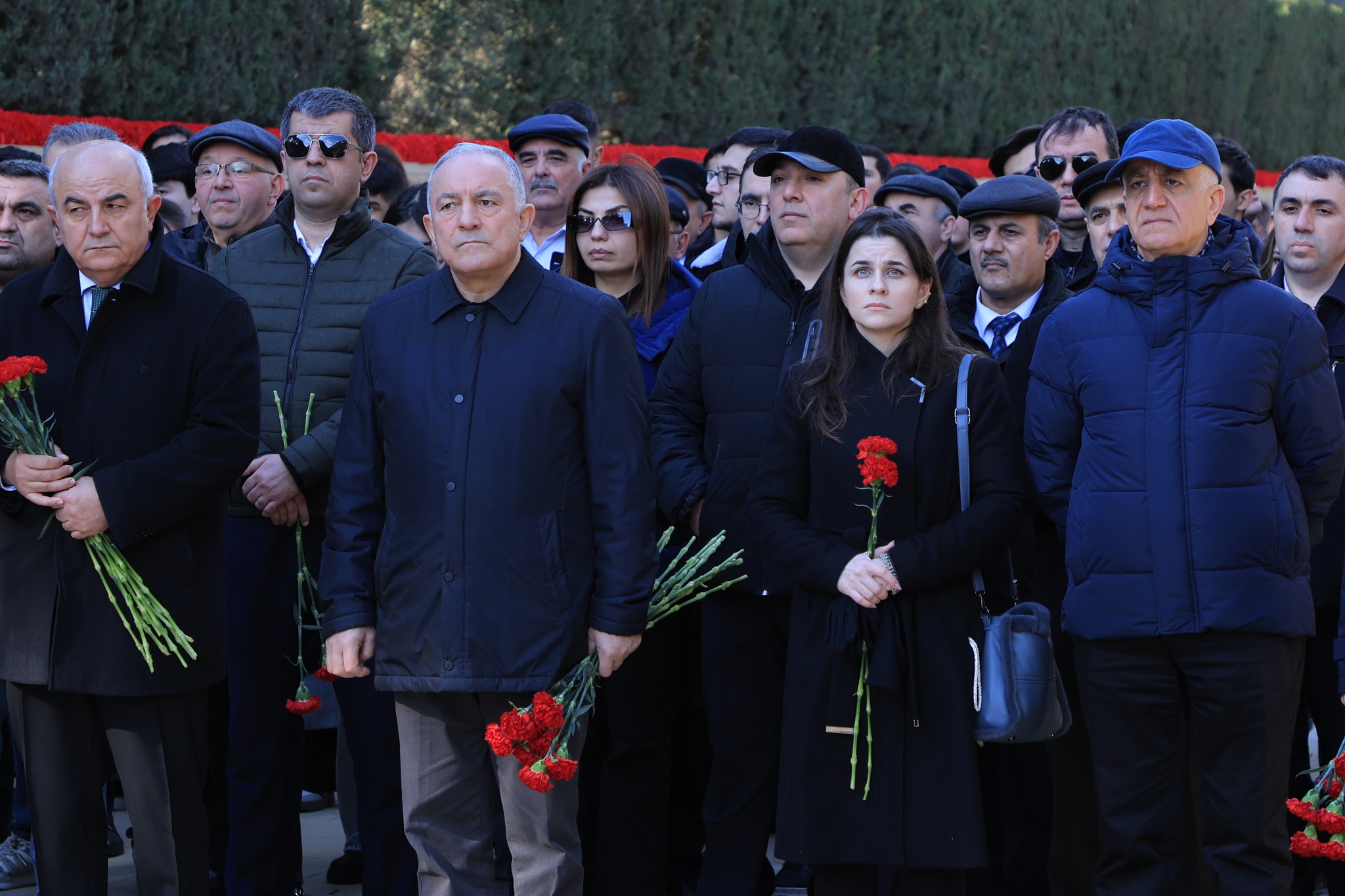 TAU və AzTU kollektivi Şəhidlər xiyabanını ziyarət edib