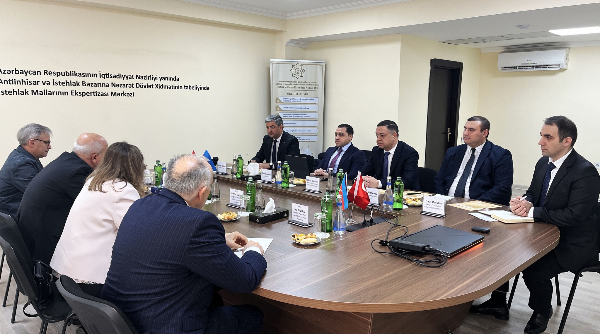 TAU nümayəndələri “İstehlak Mallarının Ekspertizası Mərkəzi” MMC-də olub