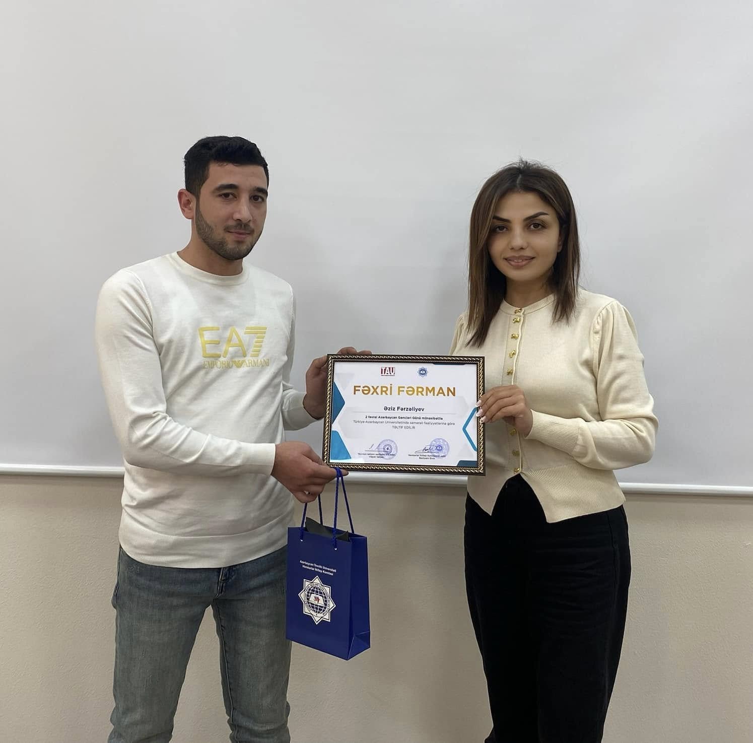 TAU əməkdaşları və tələbələri Azərbaycan Gəncləri Günü münasibətilə mükafatlandırılıb