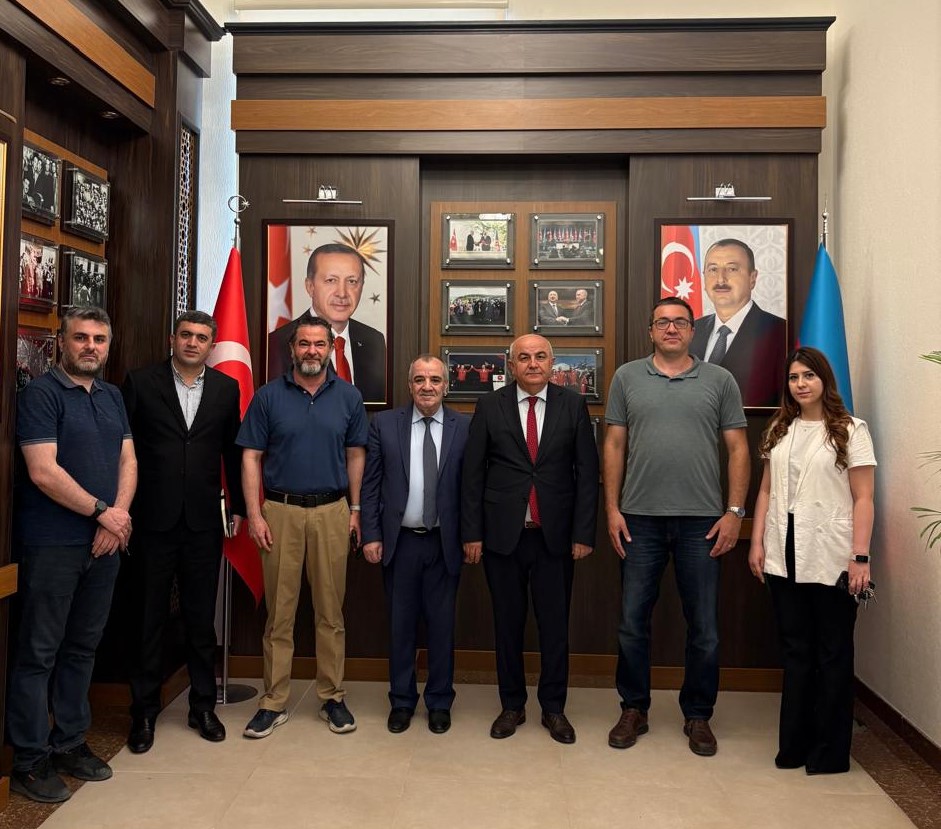 AzTU nümayəndələri Türkiyə-Azərbaycan Universitetində olub