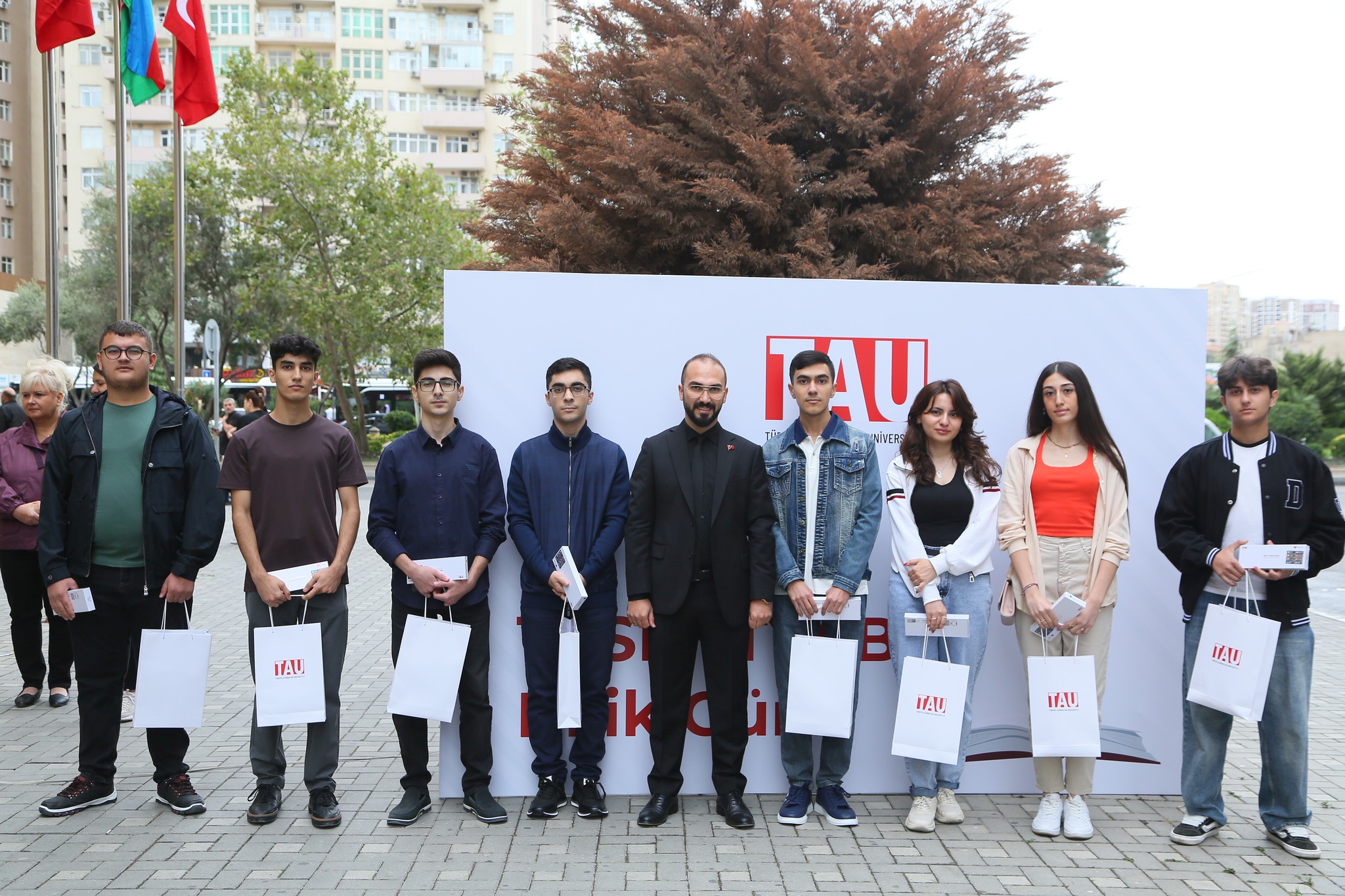 Türkiyə-Azərbaycan Universitetində Bilik Günü qeyd olunub