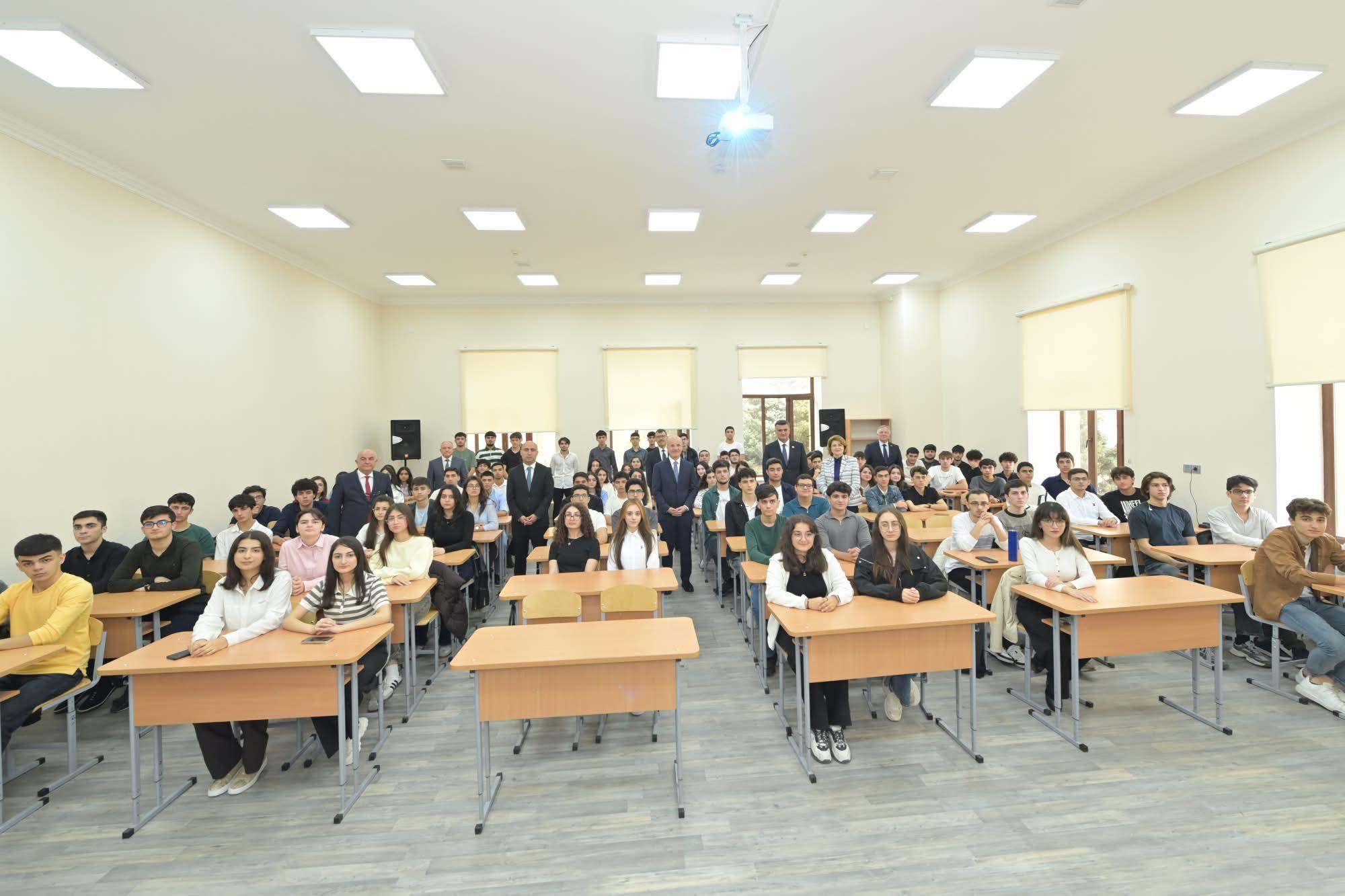 Türkiyə-Azərbaycan Universitetinin Himayəçilər Şurasının növbəti iclası keçirilib