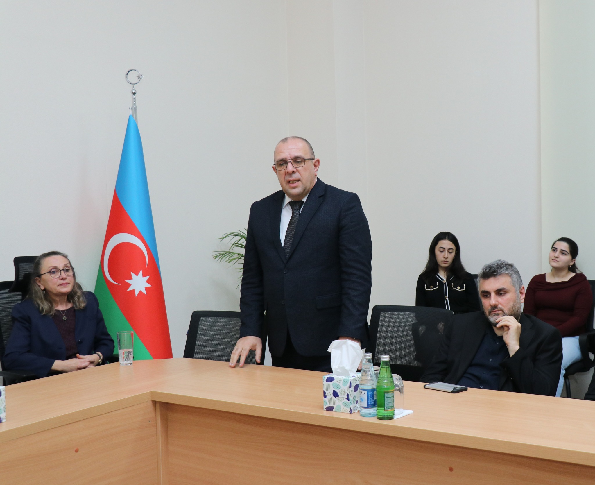 Türkiyə-Azərbaycan Universitetində Ümummilli Lider Heydər Əliyevin anım gününə həsr olunan tədbir keçirilib