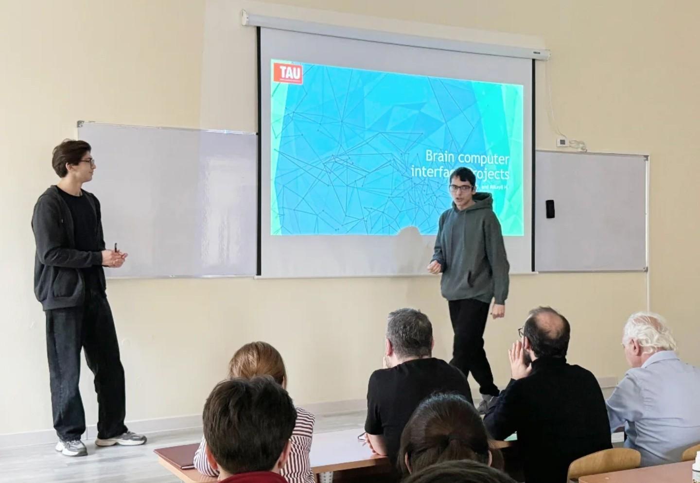 Türkiyə-Azərbaycan Universitetində Gənc Tədqiqatçılar Forumu çərçivəsində keçirilən yarışın qalibləri müəyyənləşib