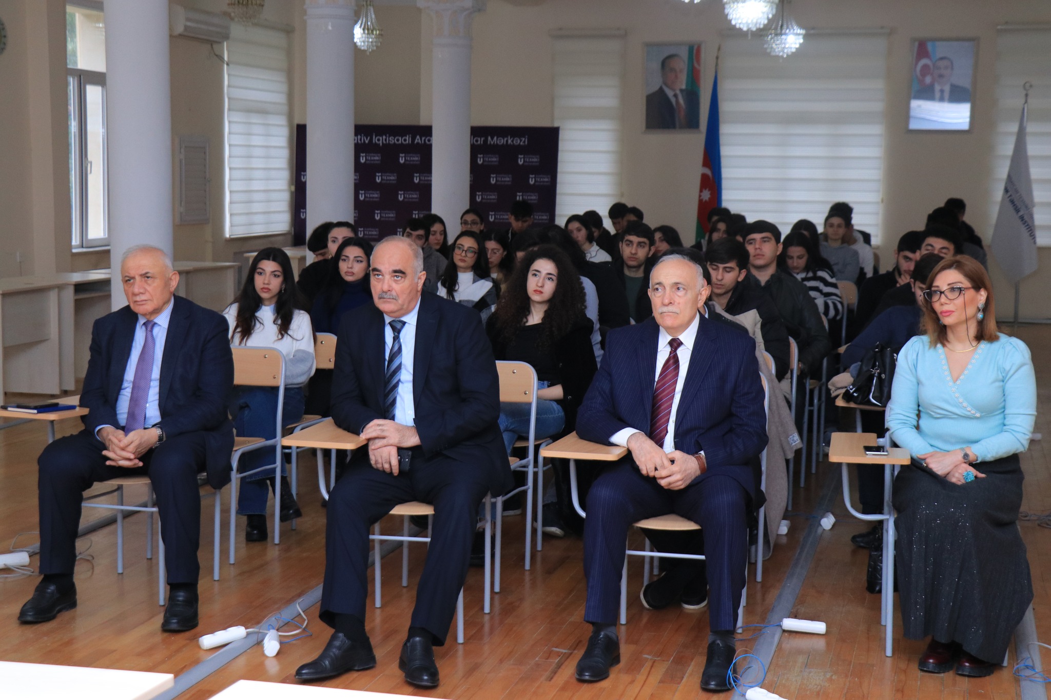 Türkiyə-Azərbaycan Universitetinin professoru AzTU tələbələrinə seminar keçib