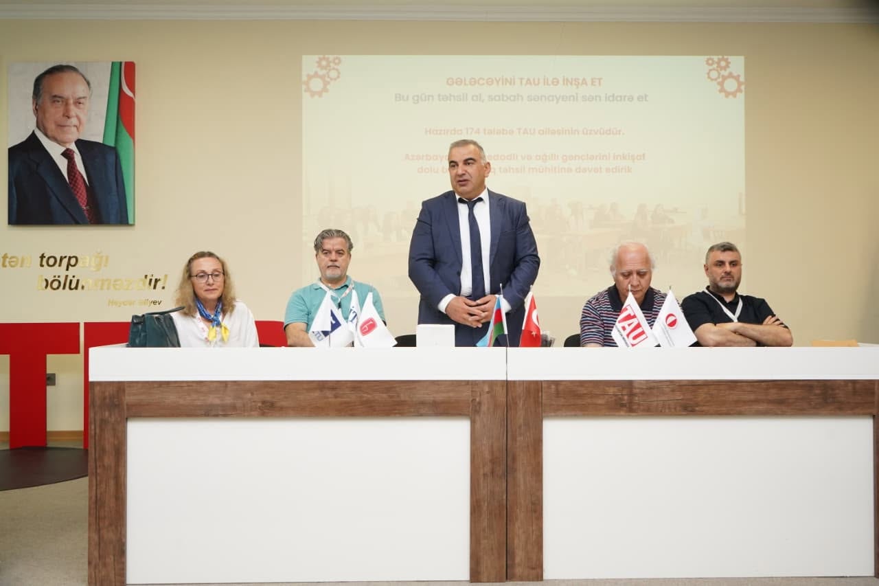 TAU-nun kollektivi Lənkəran məktəbliləri ilə görüşüblər