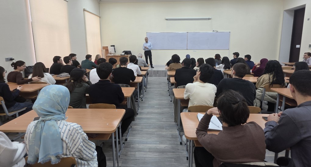 İş adamı və konsultant Kənan Məmmədov TAU tələbələrinə “Karyera planlaması” mövzusunda seminar keçib