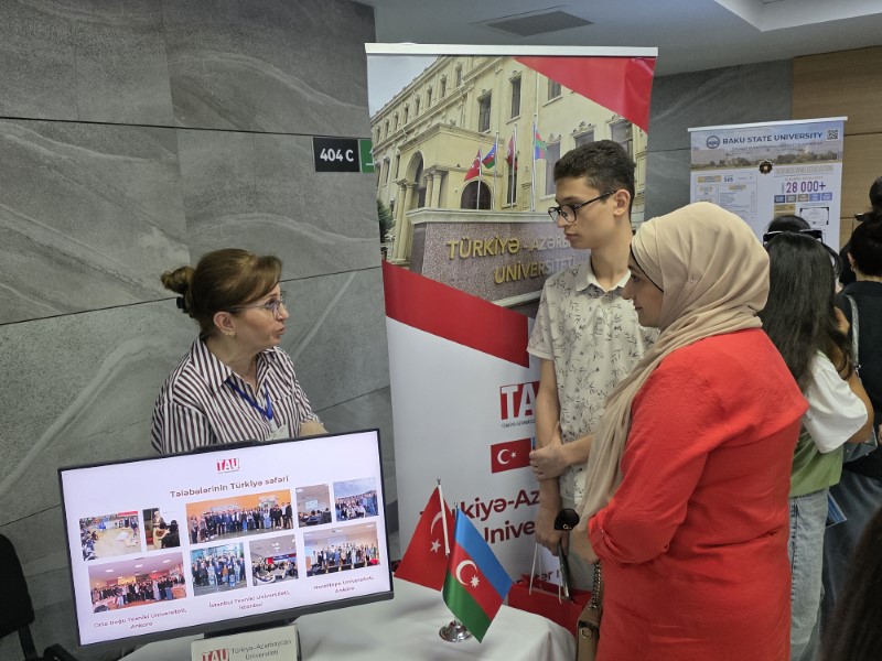 Türkiyə-Azərbaycan Universiteti ali təhsil müəssiələrinin sərgisində təmsil olunub