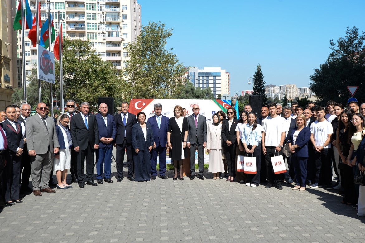 Türkiyə-Azərbaycan Universitetində Bilik Günü tədbiri keçirilib