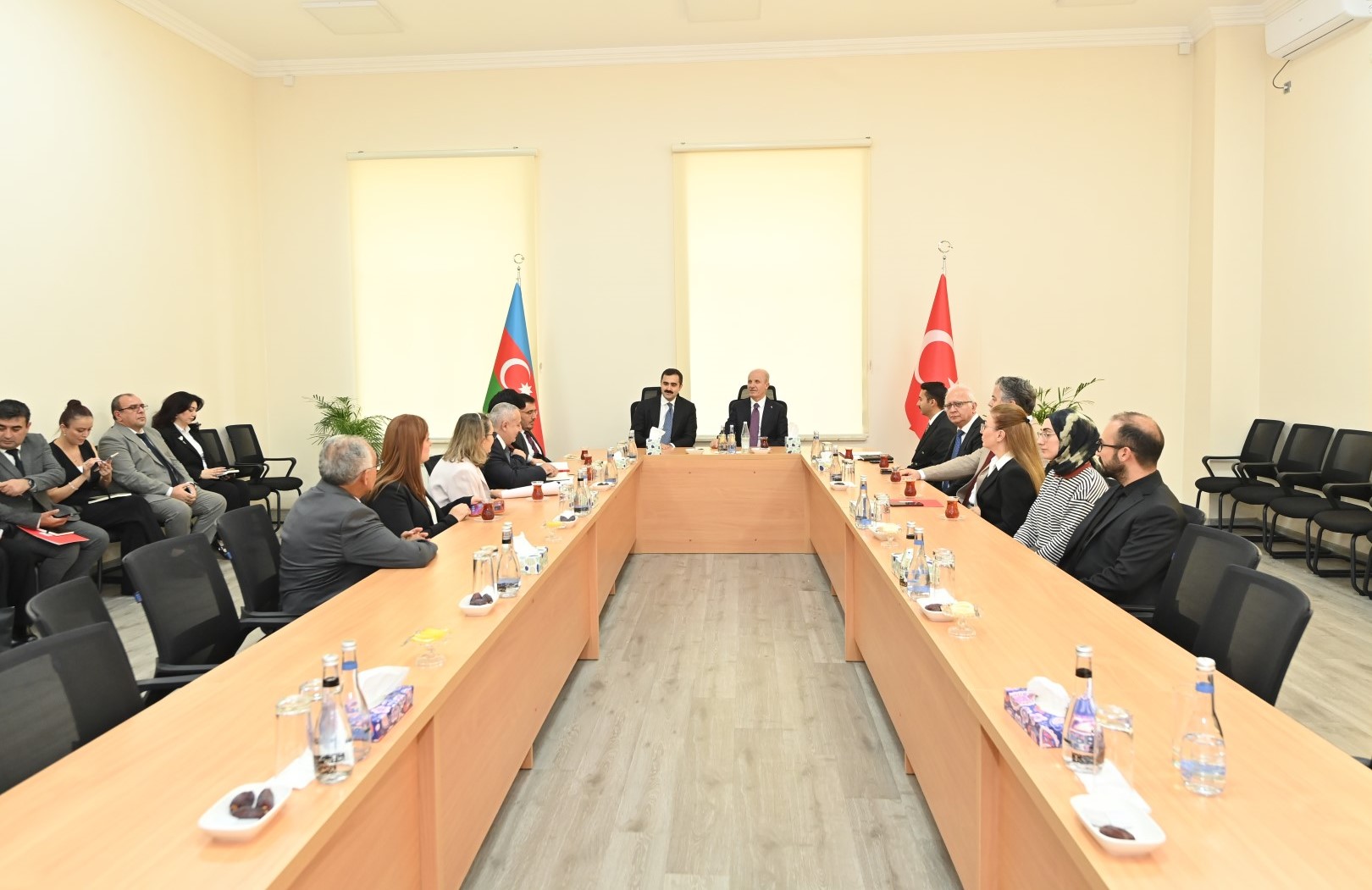 Türkiyənin Ali Təhsil Şurasının sədri TAU-nu ziyarət edib