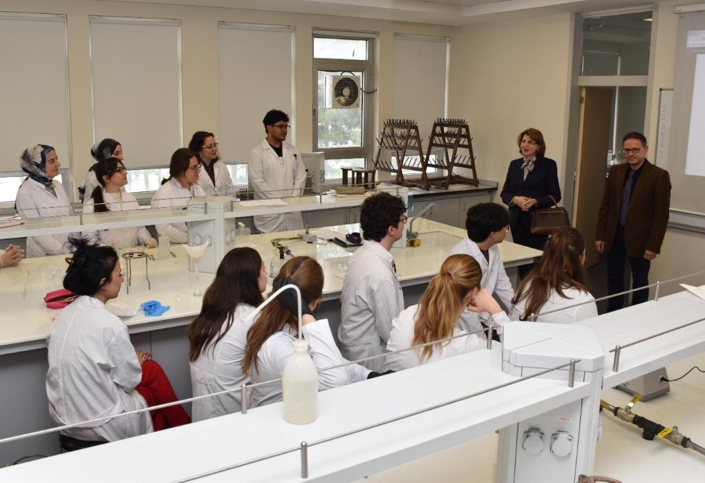 Türkiyə-Azərbaycan Universitetinin rektoru Hacettepe Universitetində görüşlər keçirib