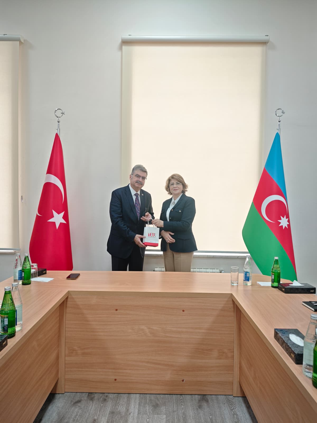 Türkiyənin millət vəkilləri və səfiri TAU-nu ziyarət edib